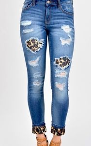 KanCan Mid Rise Leopard Patch Ankle Skinny